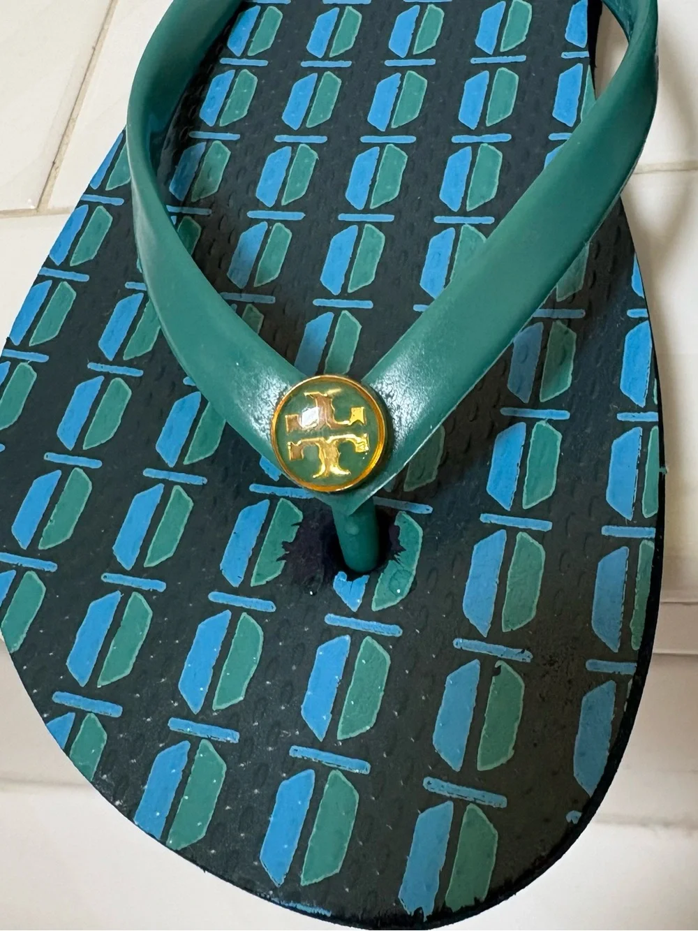Tory Burch Teal Patterned Logo Flip Flop Sandals - Women